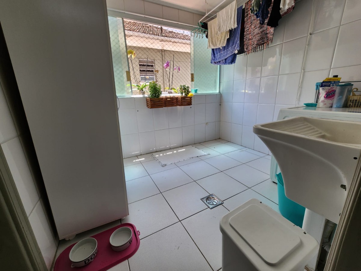Apartamento à venda de 3 dormitórios com garagem bairro Boqueirão em Santos SP