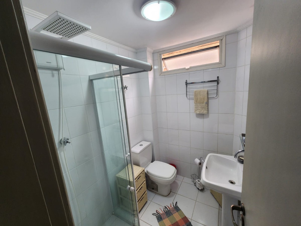 Apartamento à venda de 3 dormitórios com garagem bairro Boqueirão em Santos SP
