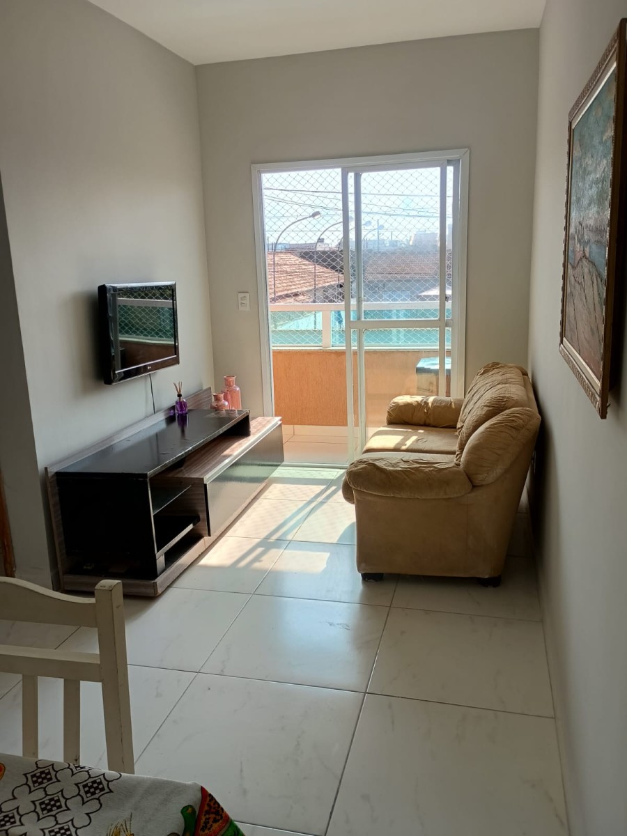 Casa à venda 1 dormitório com garagem em Praia Grande SP