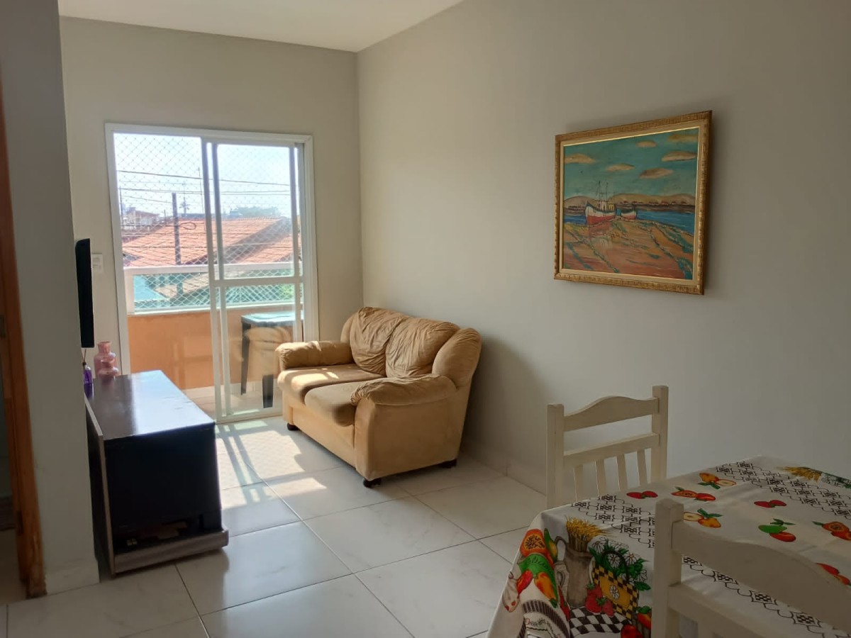 Casa à venda 1 dormitório com garagem em Praia Grande SP