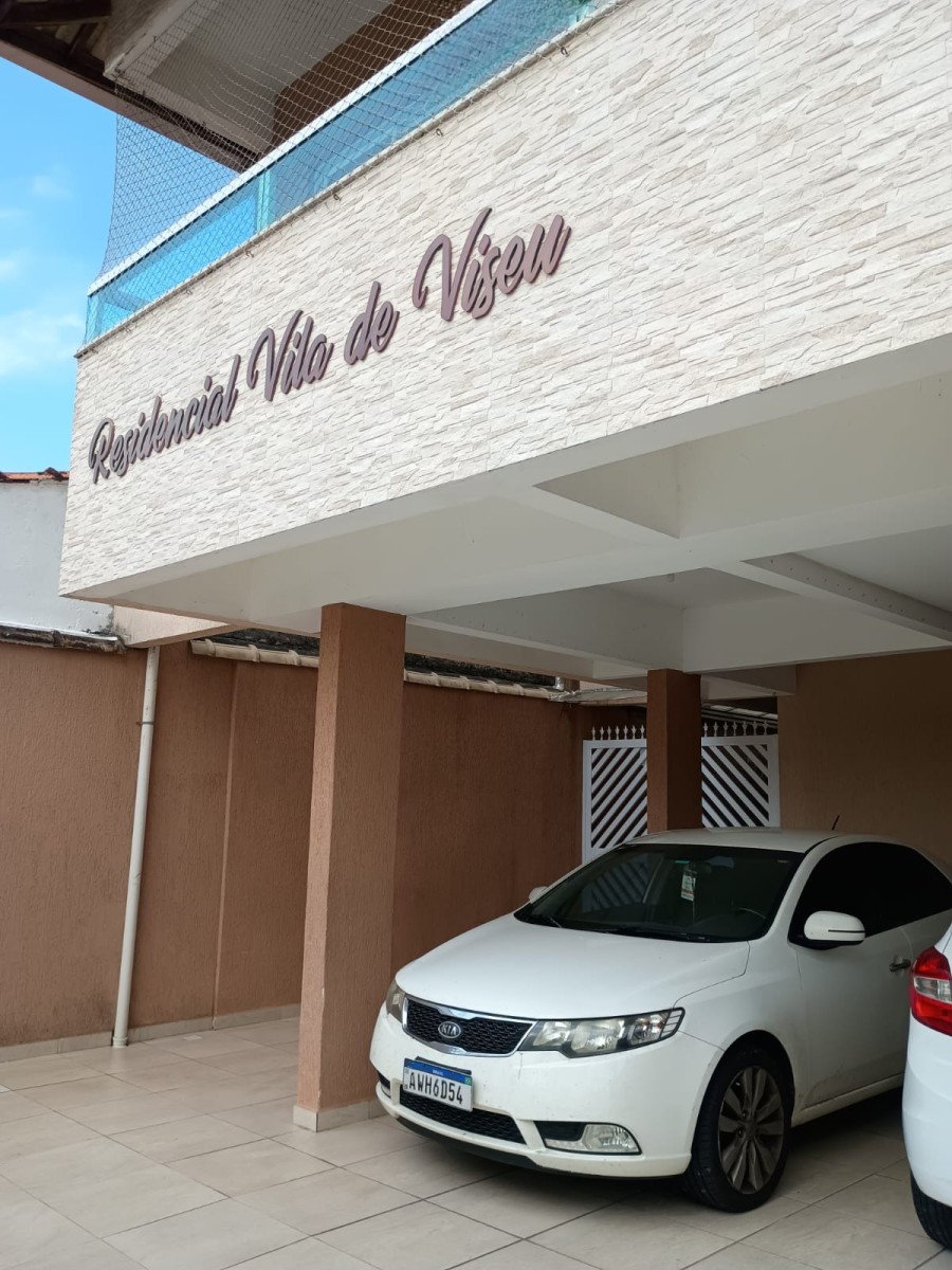 Casa à venda 1 dormitório com garagem em Praia Grande SP