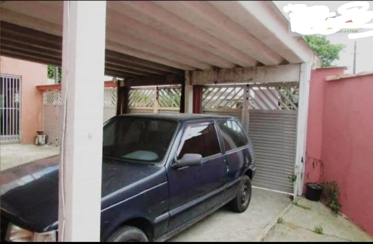 Casa sobreposta baixa à venda de 2 dormitórios com garagem em São Vicente SP