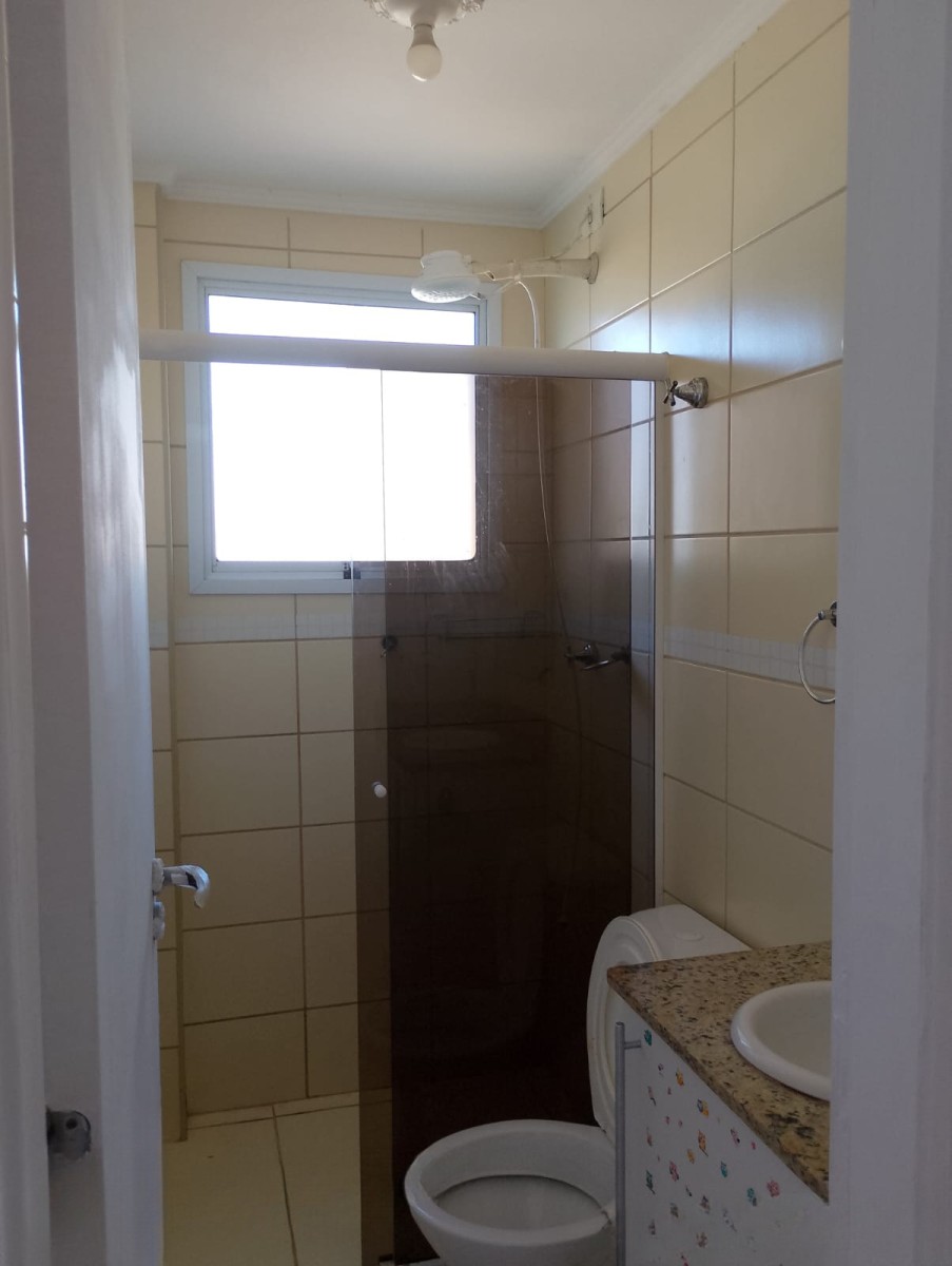 Apartamento à venda de 1 dormitório com garagem em São Vicente SP