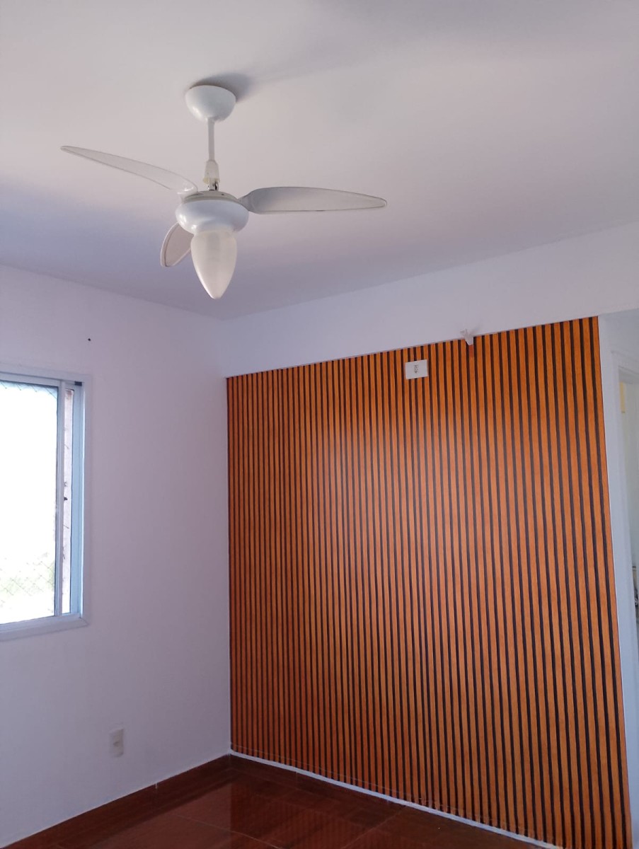 Apartamento à venda de 1 dormitório com garagem em São Vicente SP