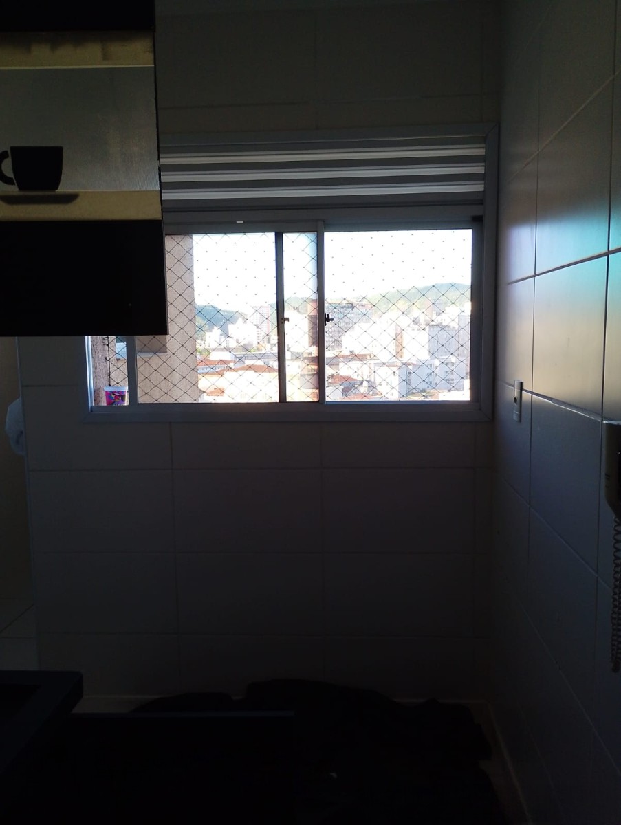 Apartamento à venda de 1 dormitório com garagem em São Vicente SP