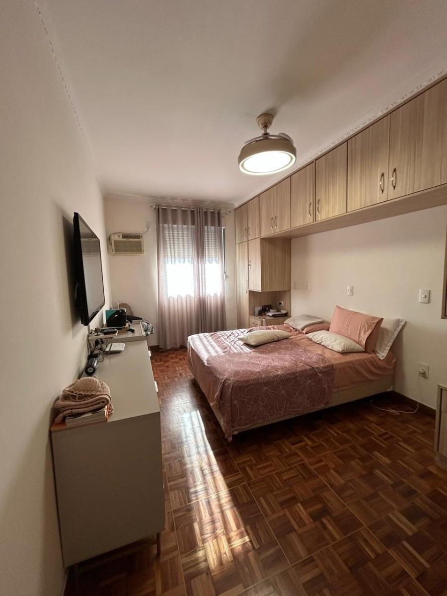Apartamento à Venda, 4 Dormitórios, Garagem, de Frente para o Mar, Itararé, São Vicente - SP