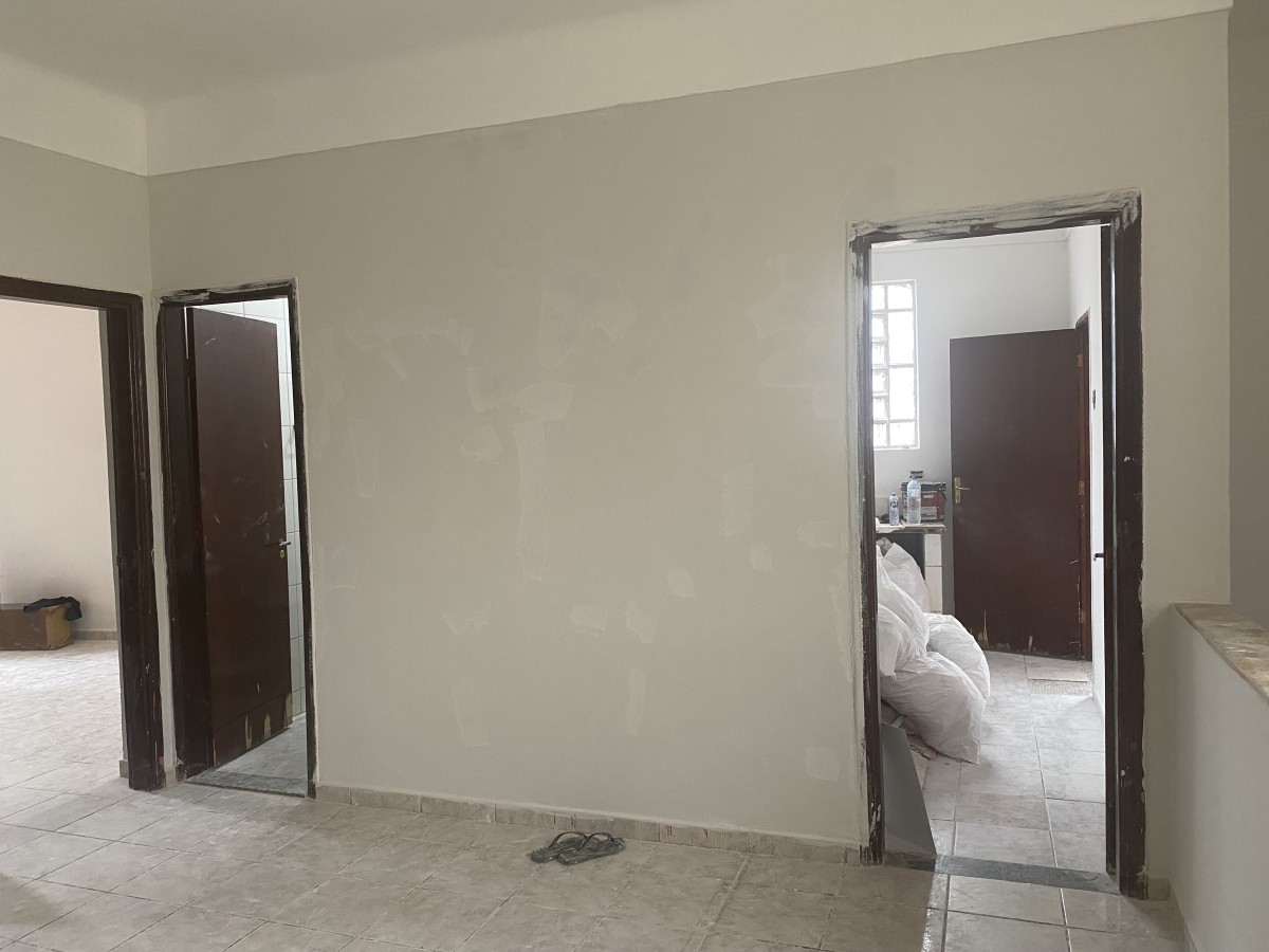Casa com 2 Dormitórios, Sobreposta Alta, à Venda, Centro, R$ 220.000 mil,  São Vicente, SP
