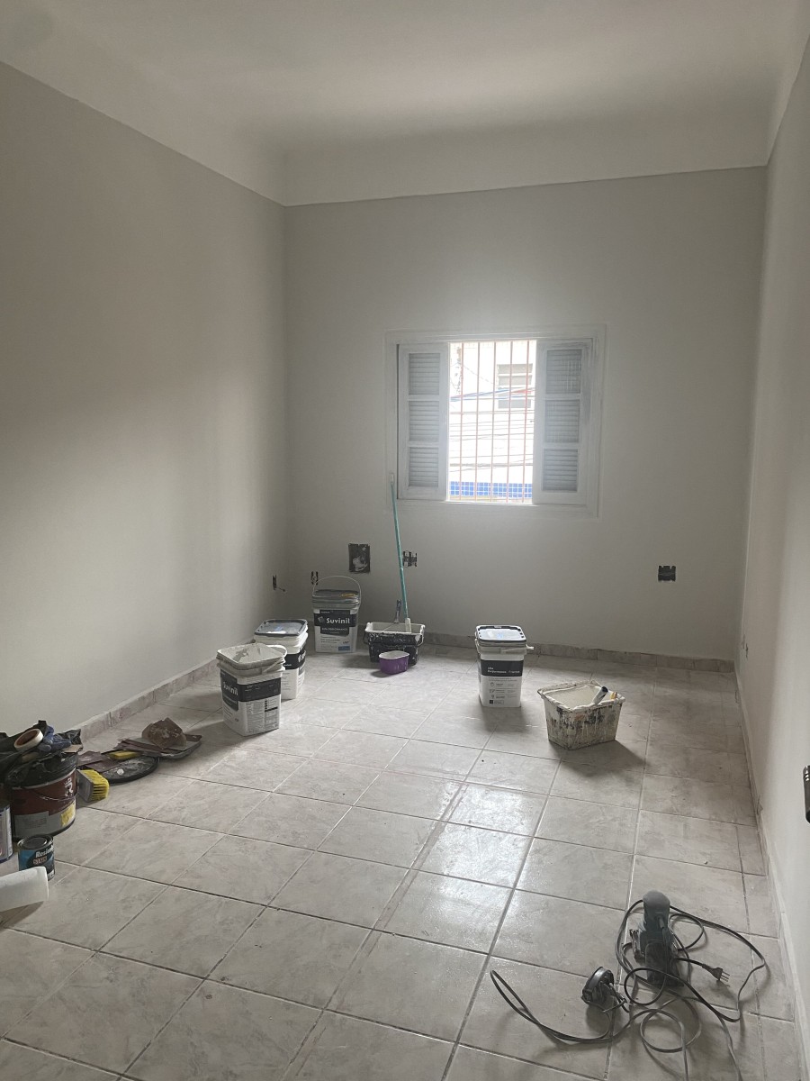 Casa com 2 Dormitórios, Sobreposta Alta, à Venda, Centro, R$ 220.000 mil,  São Vicente, SP