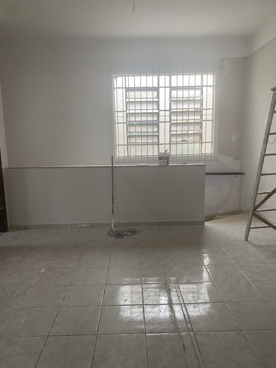 Casa com 2 Dormitórios, Sobreposta Alta, à Venda, Centro, R$ 220.000 mil,  São Vicente, SP