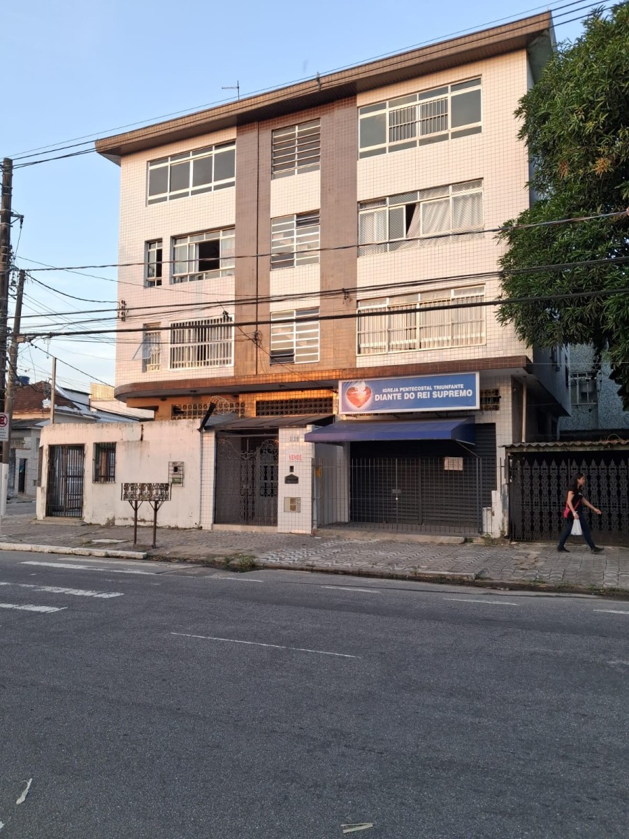 Apartamento à venda de 2 dormitórios com garagem em São Vicente SP