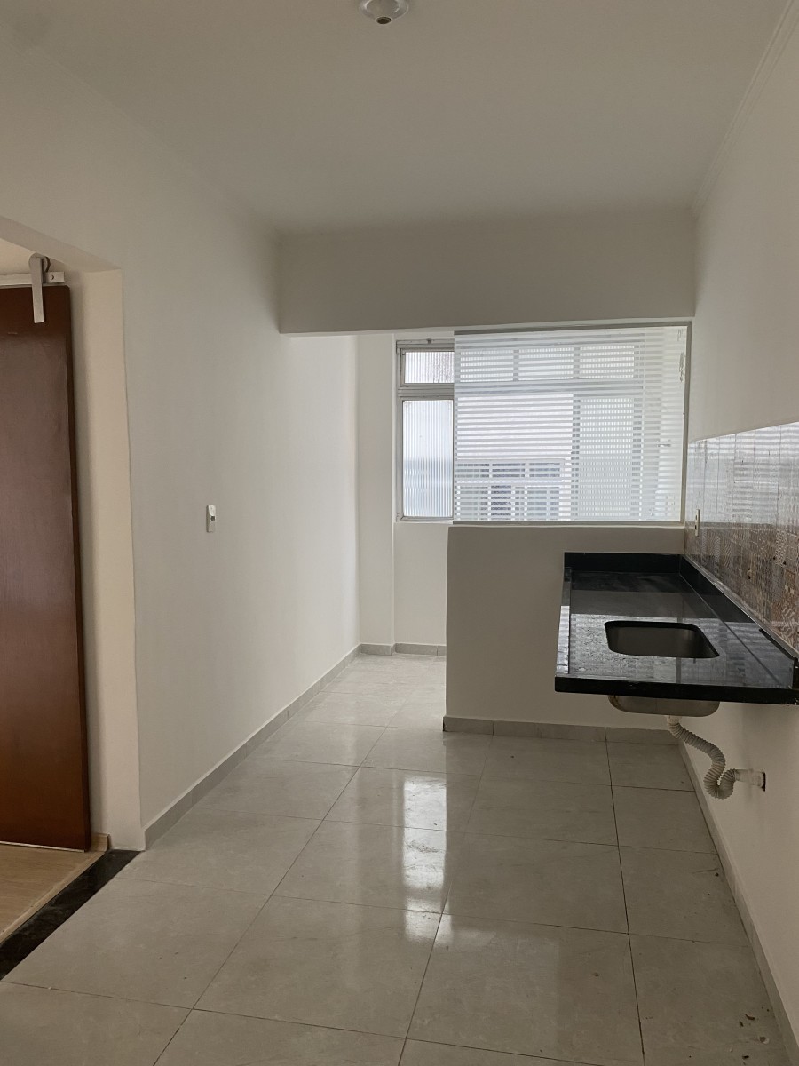 Apartamento à Venda com 1 Dormitório, Garagem, Rua Freitas Guimarães, Boa Vista, São Vicente/SP