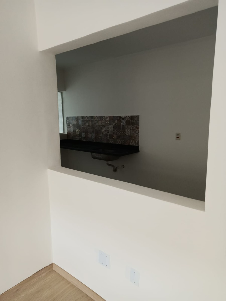 Apartamento à Venda com 1 Dormitório, Garagem, Rua Freitas Guimarães, Boa Vista, São Vicente/SP