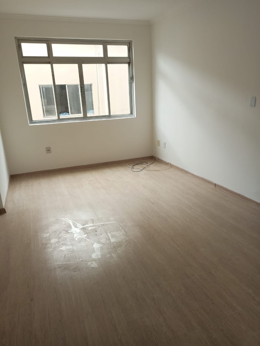 Apartamento à Venda com 1 Dormitório, Garagem, Rua Freitas Guimarães, Boa Vista, São Vicente/SP