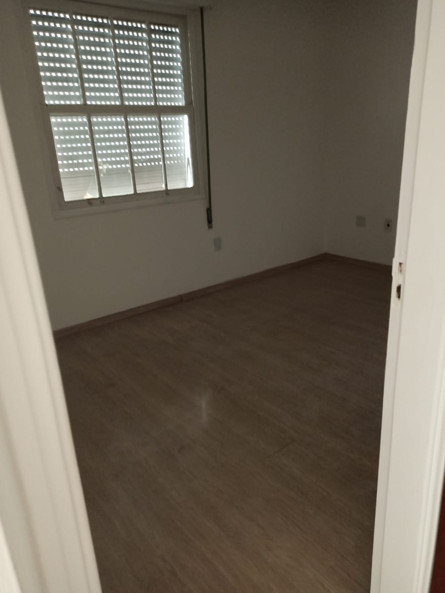 Apartamento à Venda com 1 Dormitório, Garagem, Rua Freitas Guimarães, Boa Vista, São Vicente/SP