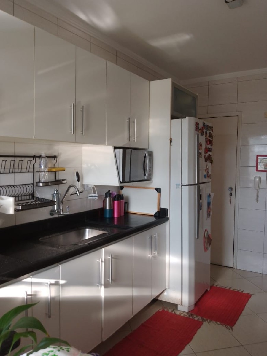 Apartamento à Venda com 2 Dormitórios, Terraço, Suíte, Garagem, Rua Freitas Guimarães, Boa Vista, São Vicente/SP