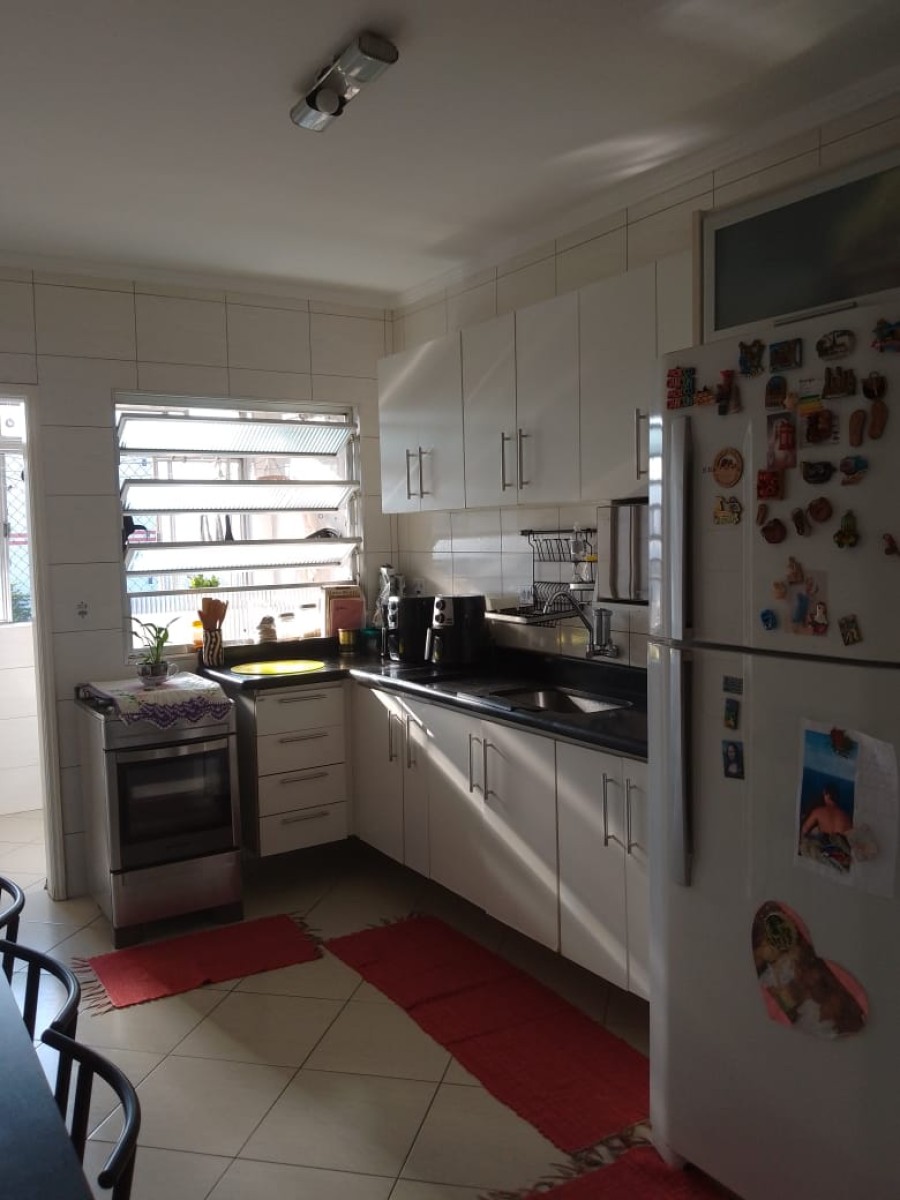 Apartamento à Venda com 2 Dormitórios, Terraço, Suíte, Garagem, Rua Freitas Guimarães, Boa Vista, São Vicente/SP