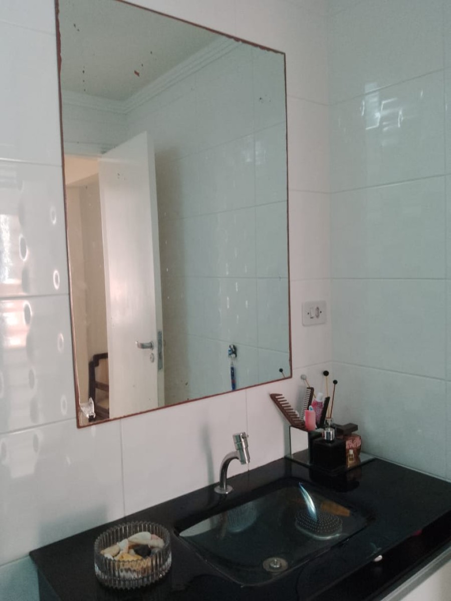 Apartamento à Venda com 2 Dormitórios, Terraço, Suíte, Garagem, Rua Freitas Guimarães, Boa Vista, São Vicente/SP
