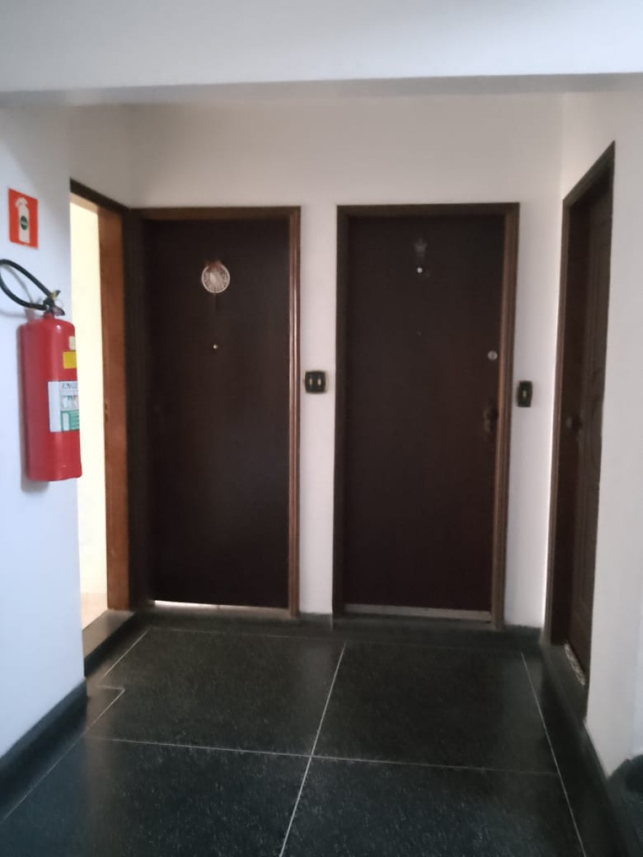Apartamento à Venda com 2 Dormitórios, Terraço, Suíte, Garagem, Rua Freitas Guimarães, Boa Vista, São Vicente/SP