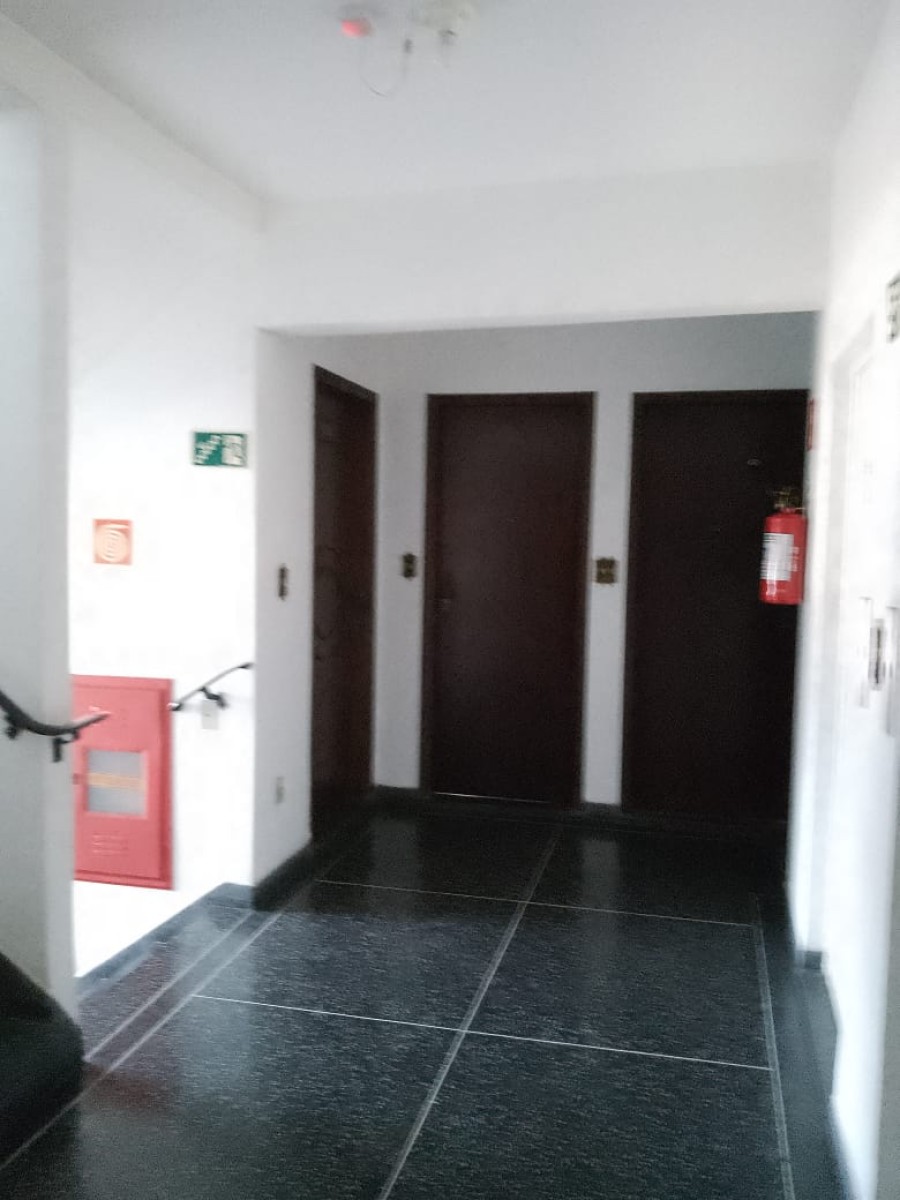 Apartamento à Venda com 2 Dormitórios, Terraço, Suíte, Garagem, Rua Freitas Guimarães, Boa Vista, São Vicente/SP