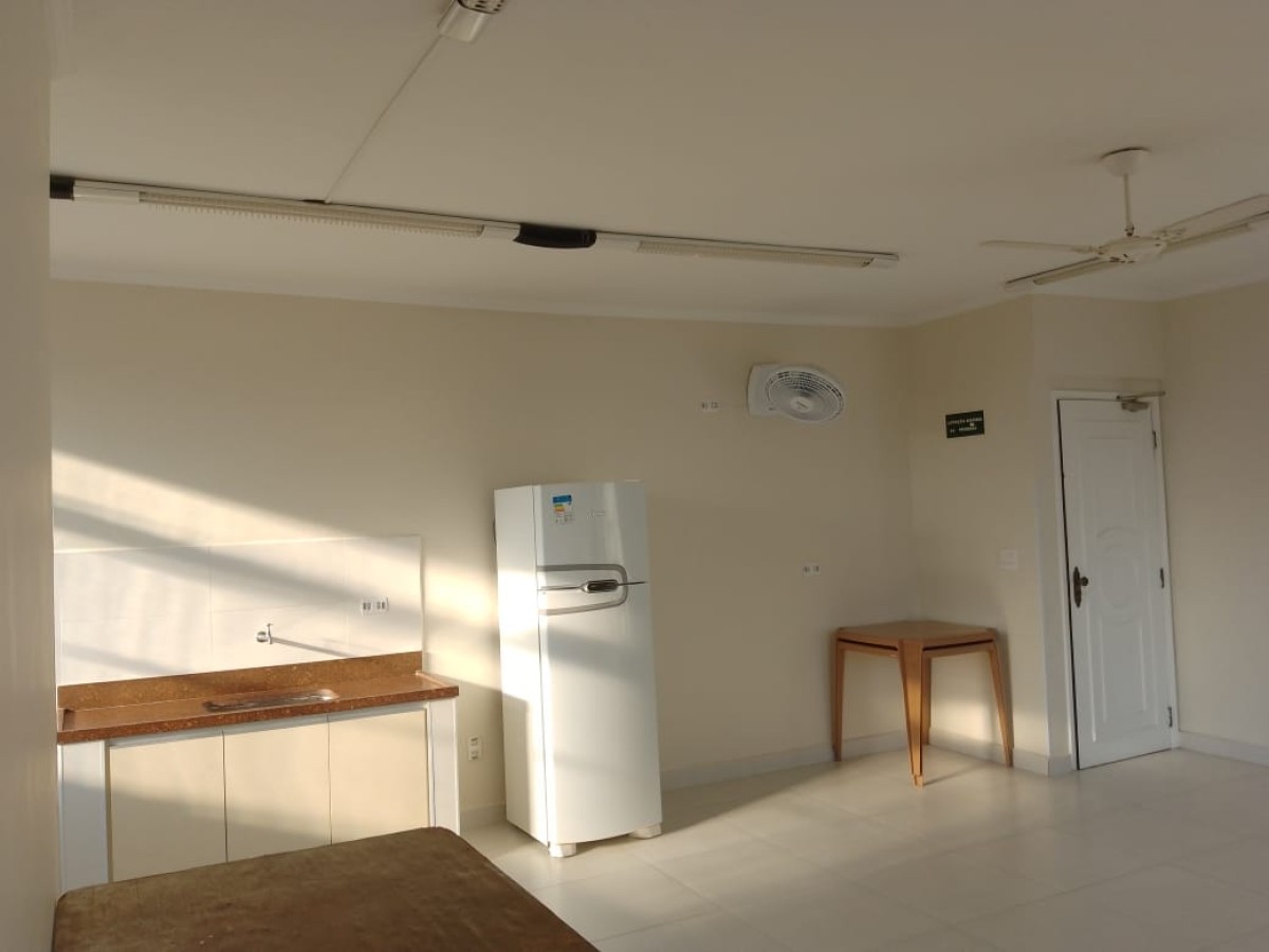 Apartamento à Venda com 2 Dormitórios, Terraço, Suíte, Garagem, Rua Freitas Guimarães, Boa Vista, São Vicente/SP