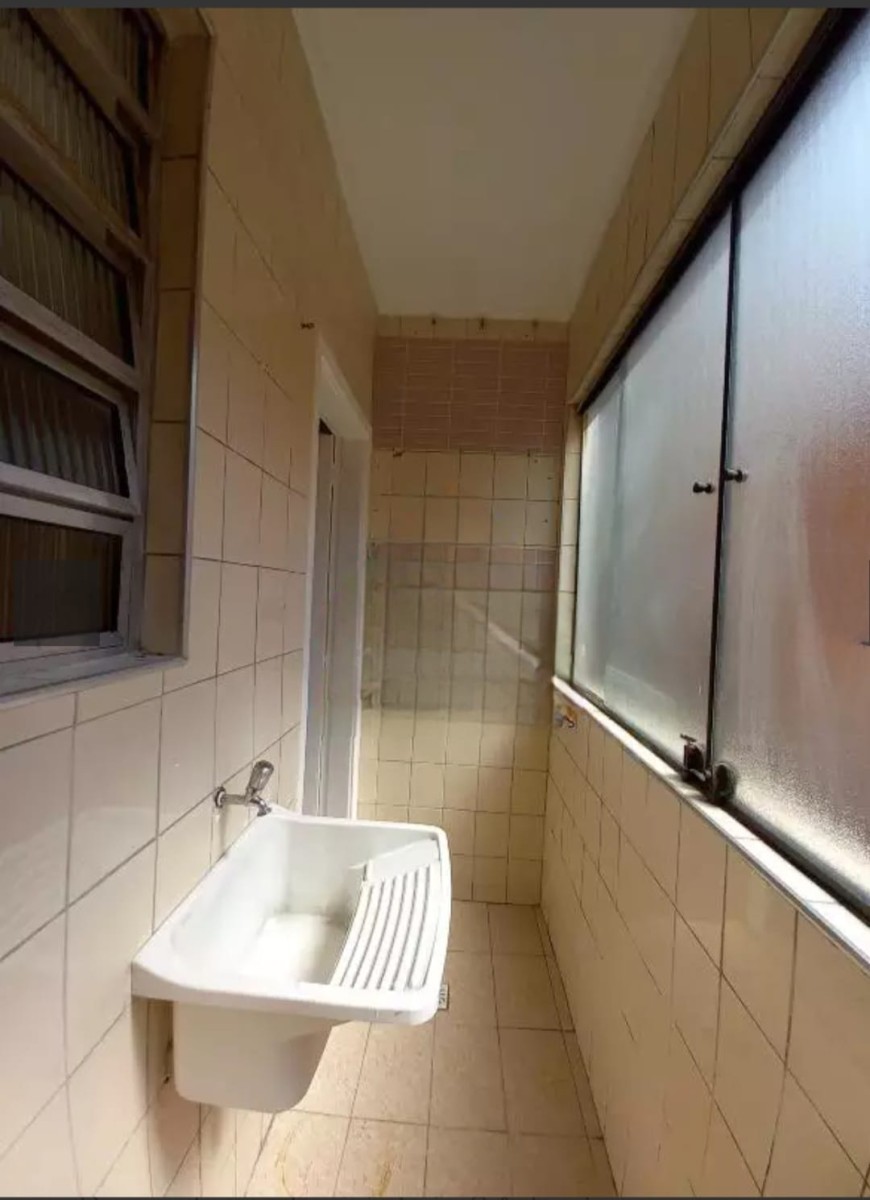 Apartamento à Venda com 2 Dormitórios e Garagem –R$ 276 Mil - Vila Valença, São Vicente-SP