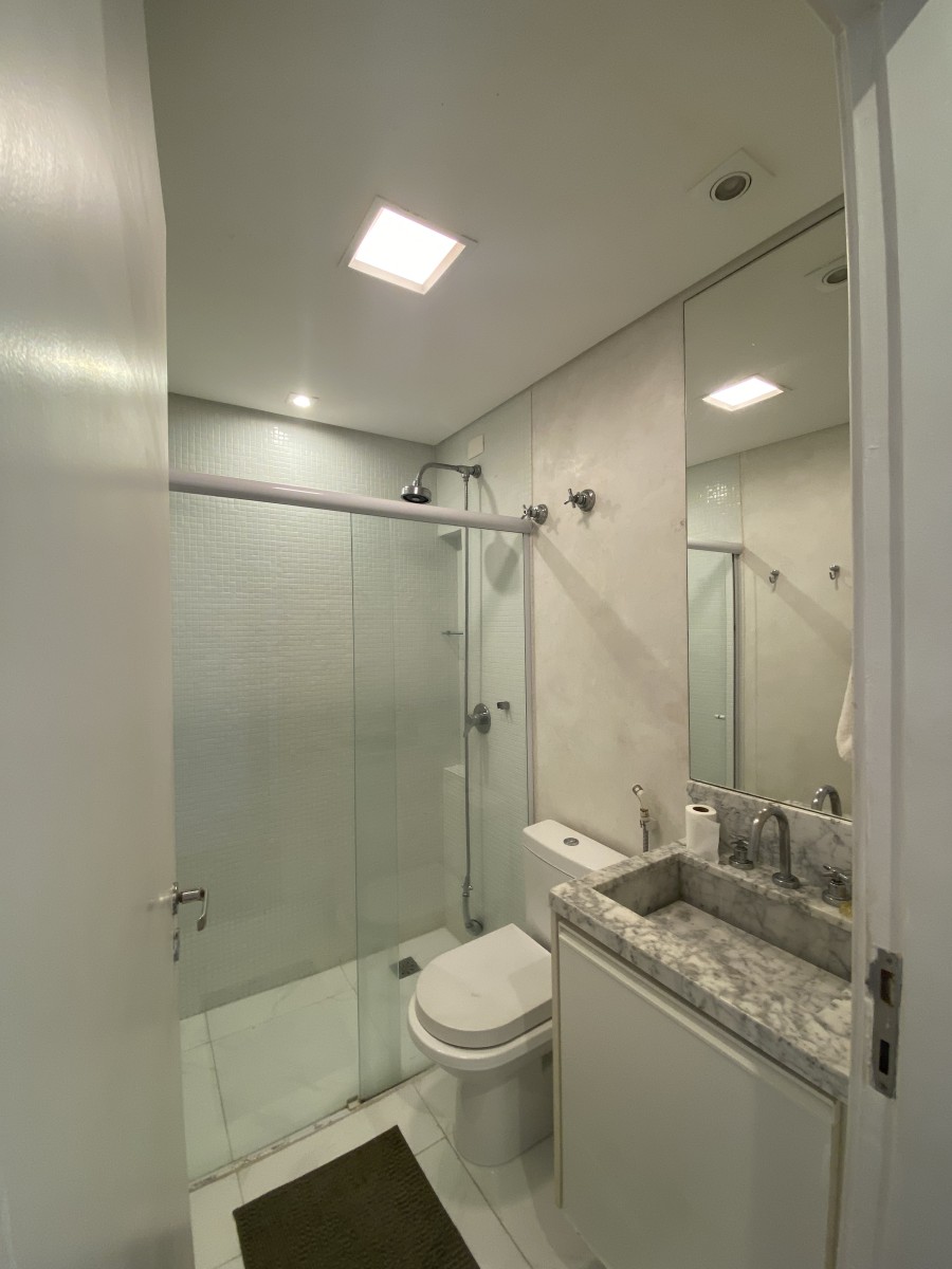 🏖️ Cobertura Duplex à Venda no Gonzaga – 2 Dormitórios, Piscina Privativa e 2 Vagas | Santos SP