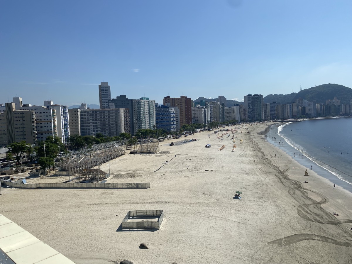 Apartamento à Venda Frente ao Mar em São Vicente | 110m² | 3 Quartos | 1 Vagas