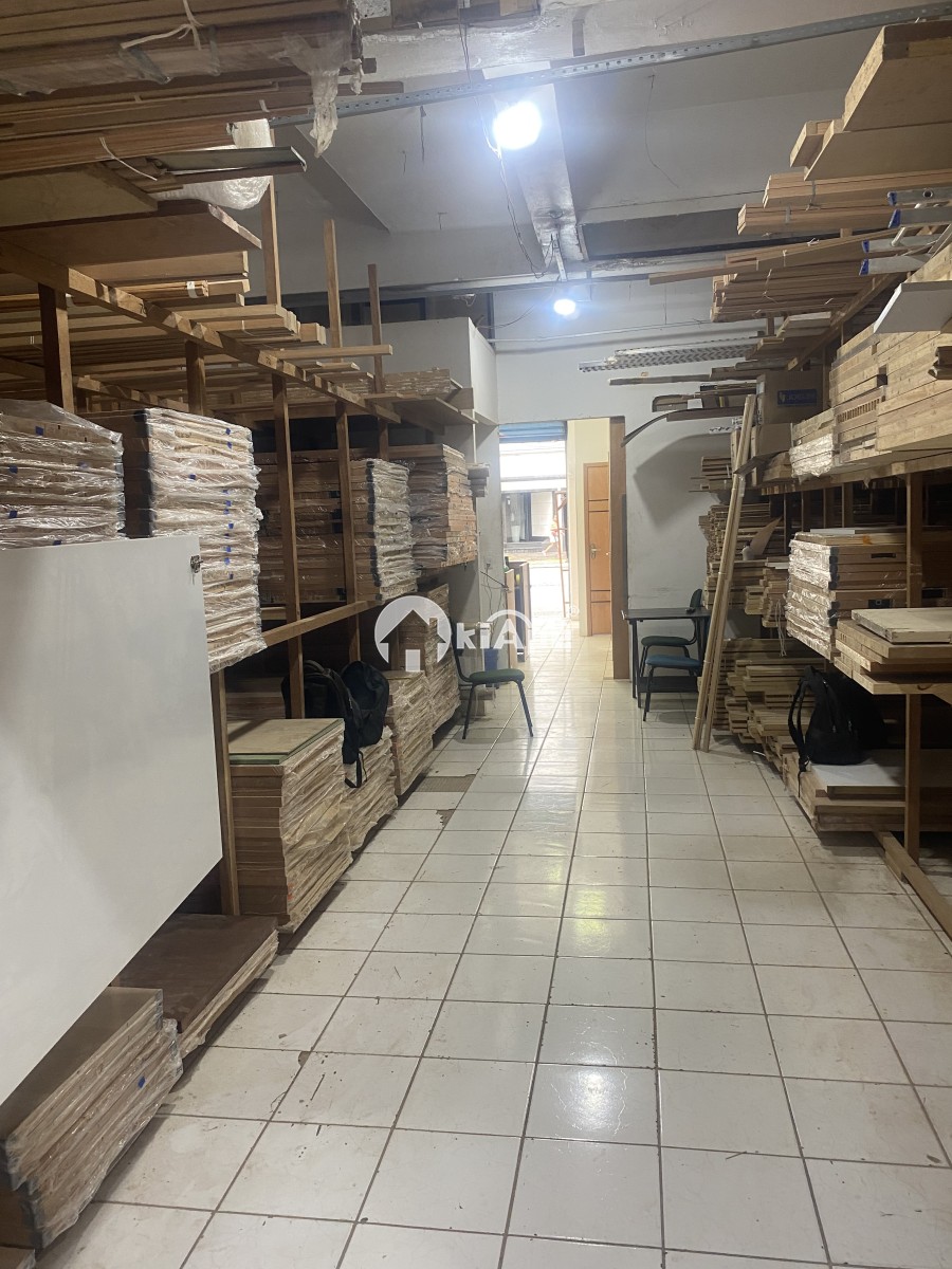 Salão Comercial à Venda em Santos – Av. Conselheiro Nébias | 182 m² | Renda Imediata