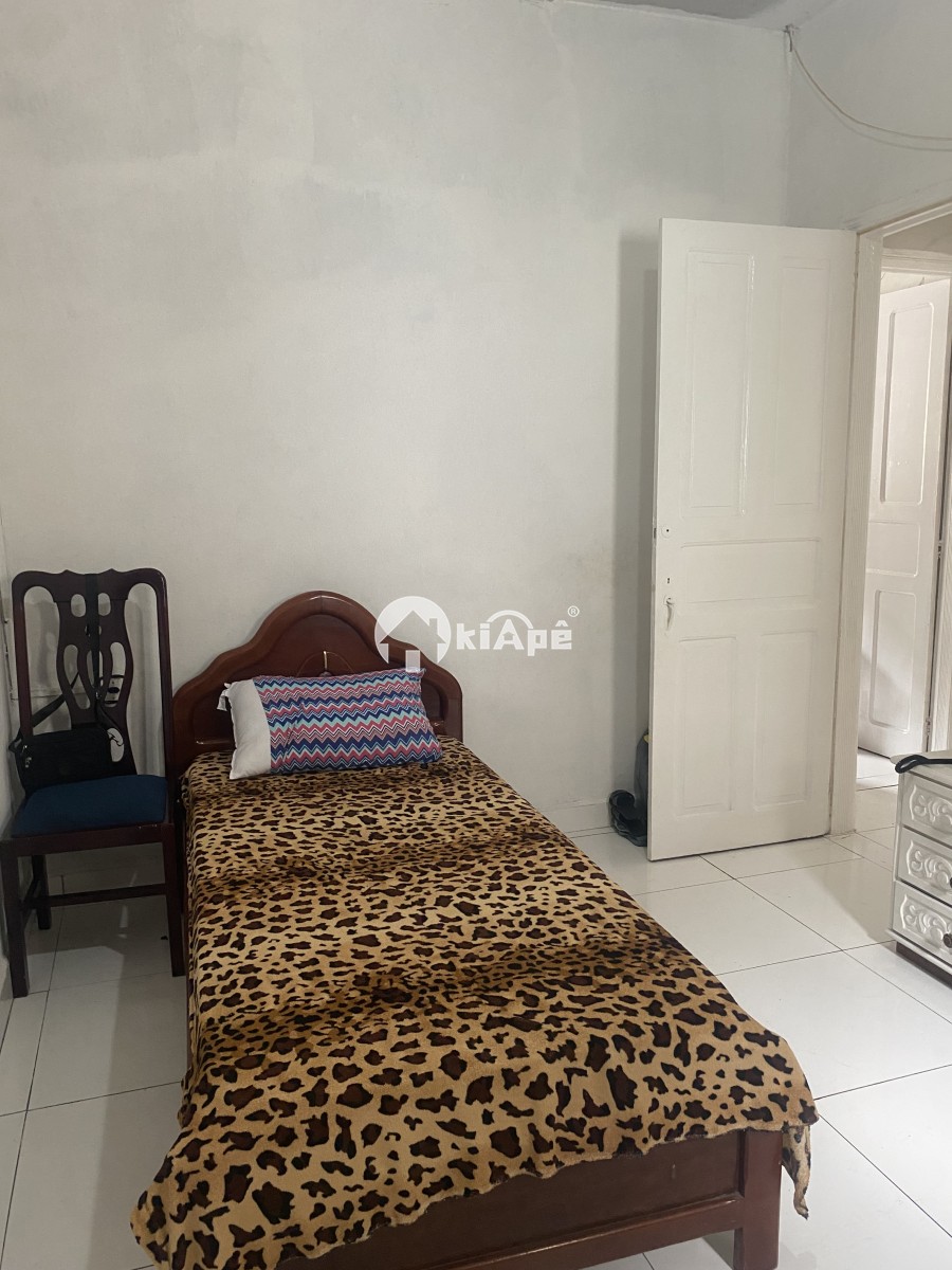 Casa 3 Quartos à Venda no Centro de São Vicente – Edícula e a 500m da Praia