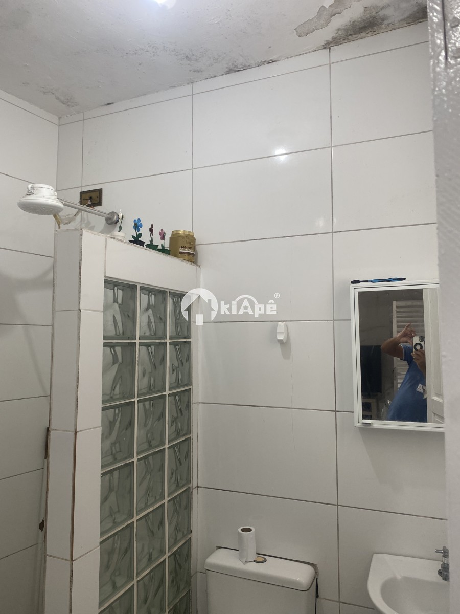 Casa 3 Quartos à Venda no Centro de São Vicente – Edícula e a 500m da Praia