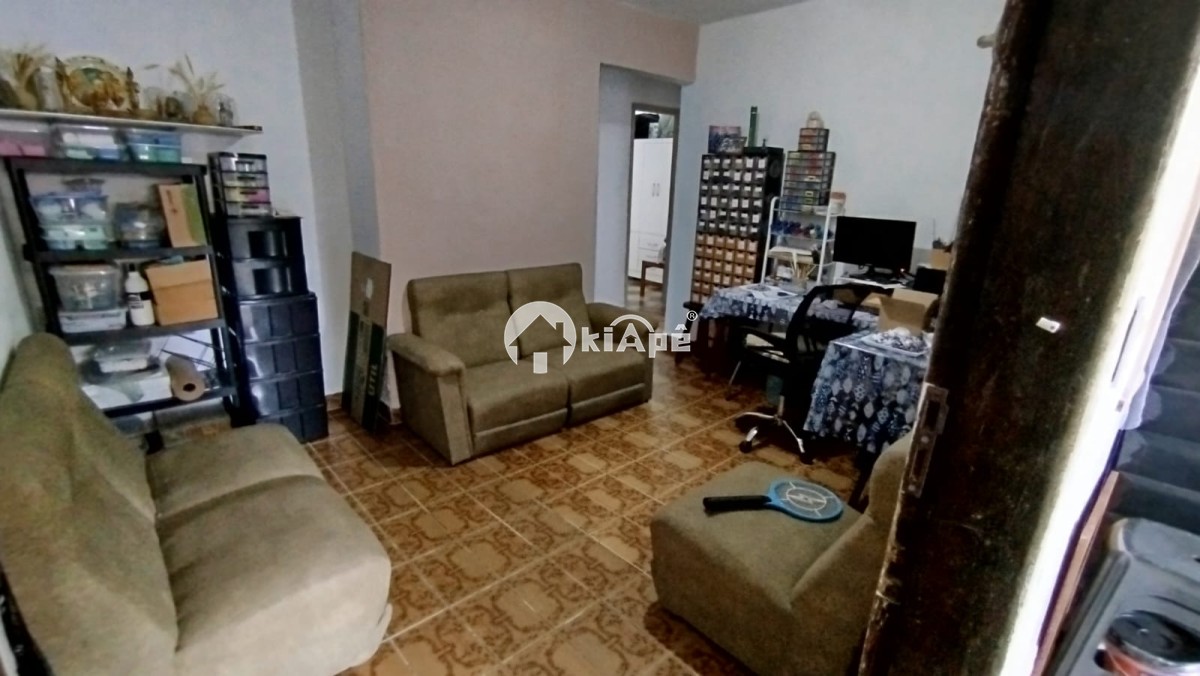 Casa à Venda em São Vicente com 3 Quartos, Edícula, Quintal e 3 Vagas no Bitaru