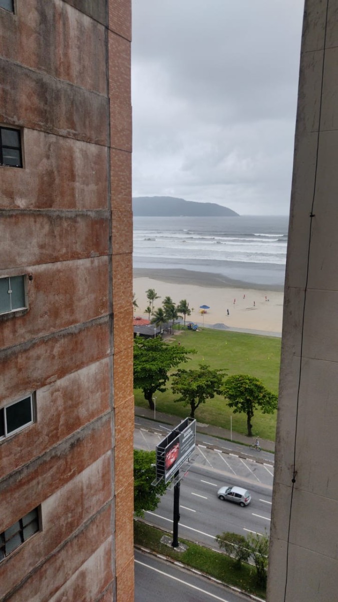 Kitnet, em frente a praia do itarare, a venda,São Vicente-Sp