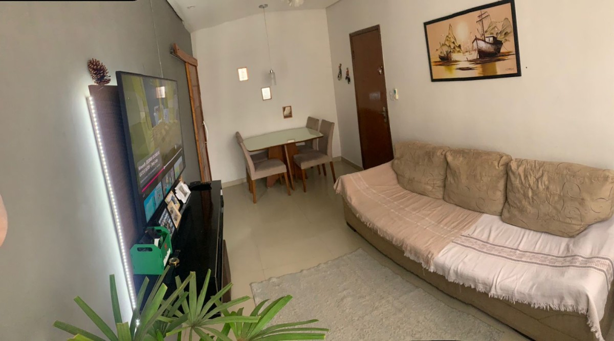 Apartamento de 2 dormitórios à venda com garagem em São Vicente SP.