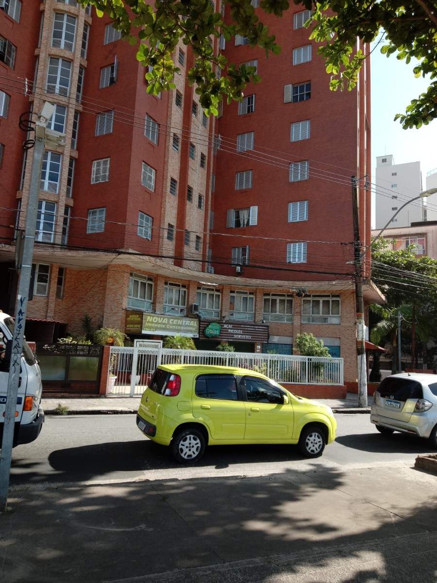 Apartamento sala living à venda na Praia do Gonzaguinha em São Vicente SP.