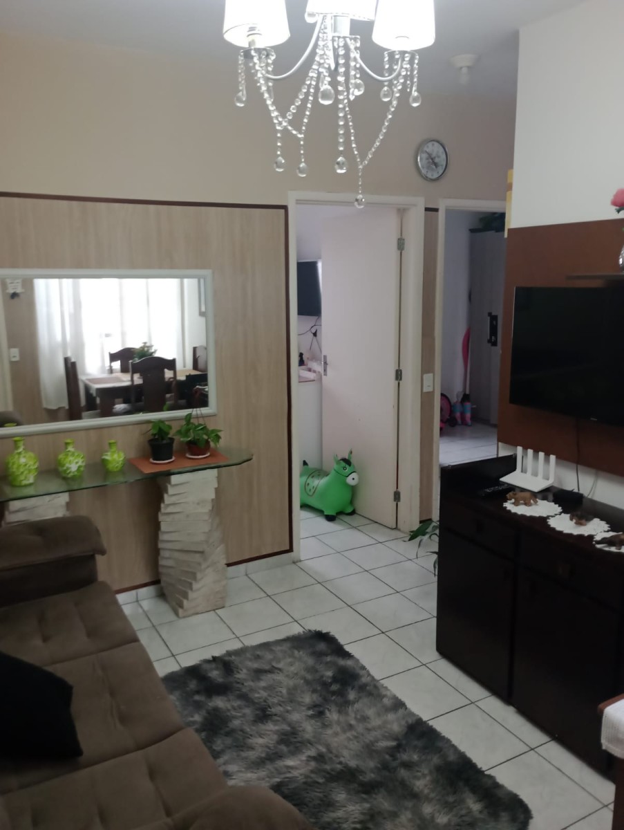 Apartamento com 2 quartos, garagem coletiva, a venda na Cidade Naútica
