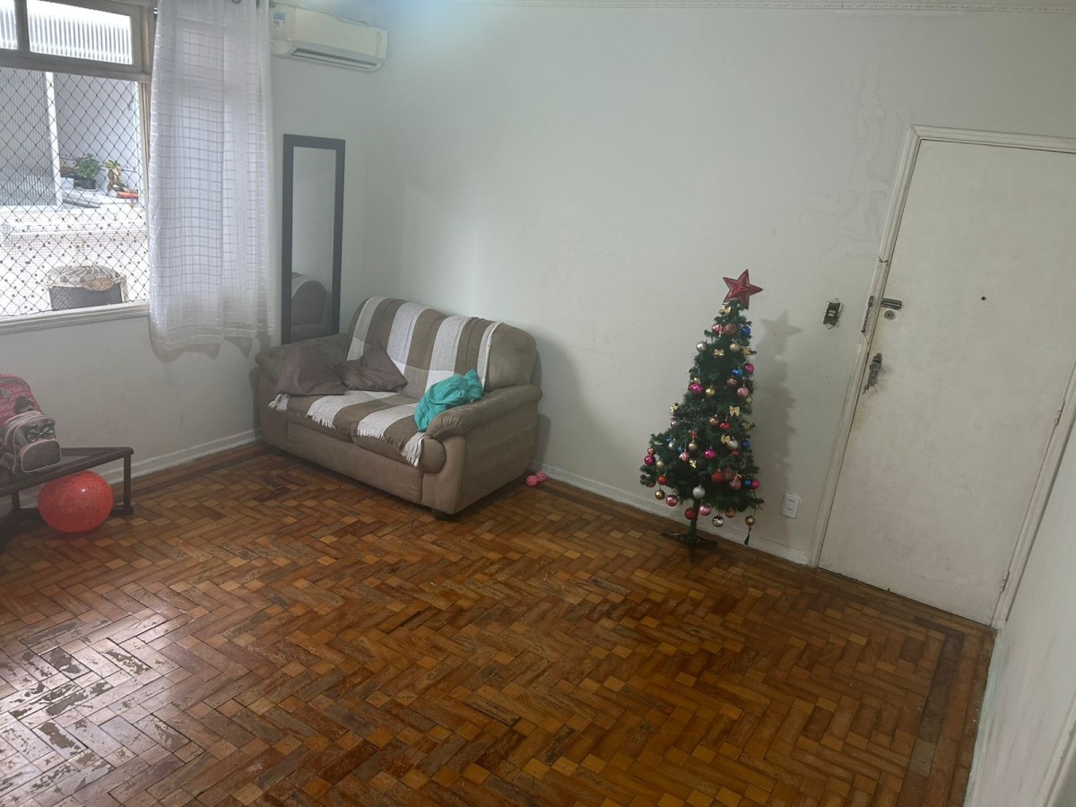 Apartamento com 2 quartos, com garagem a venda na Vila Valença