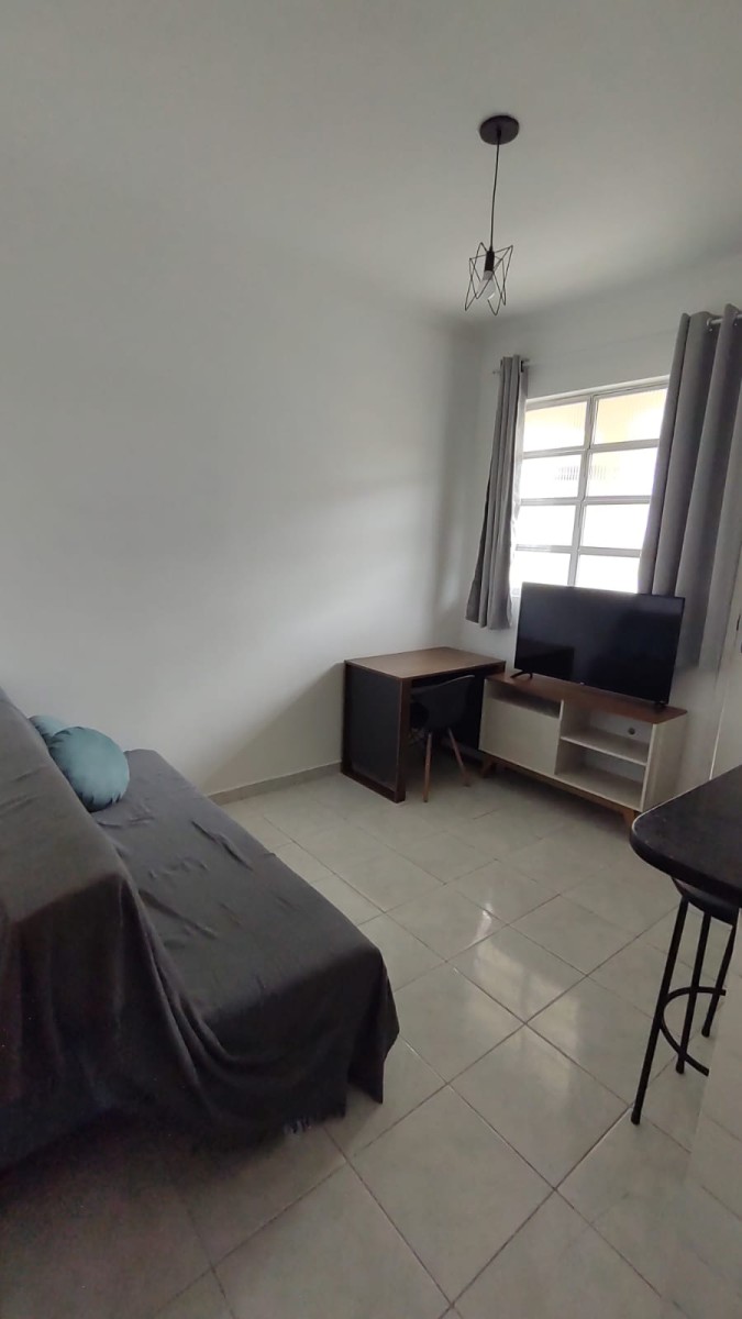 Apartamento Sala Living à venda com garagem em São Vicente SP.