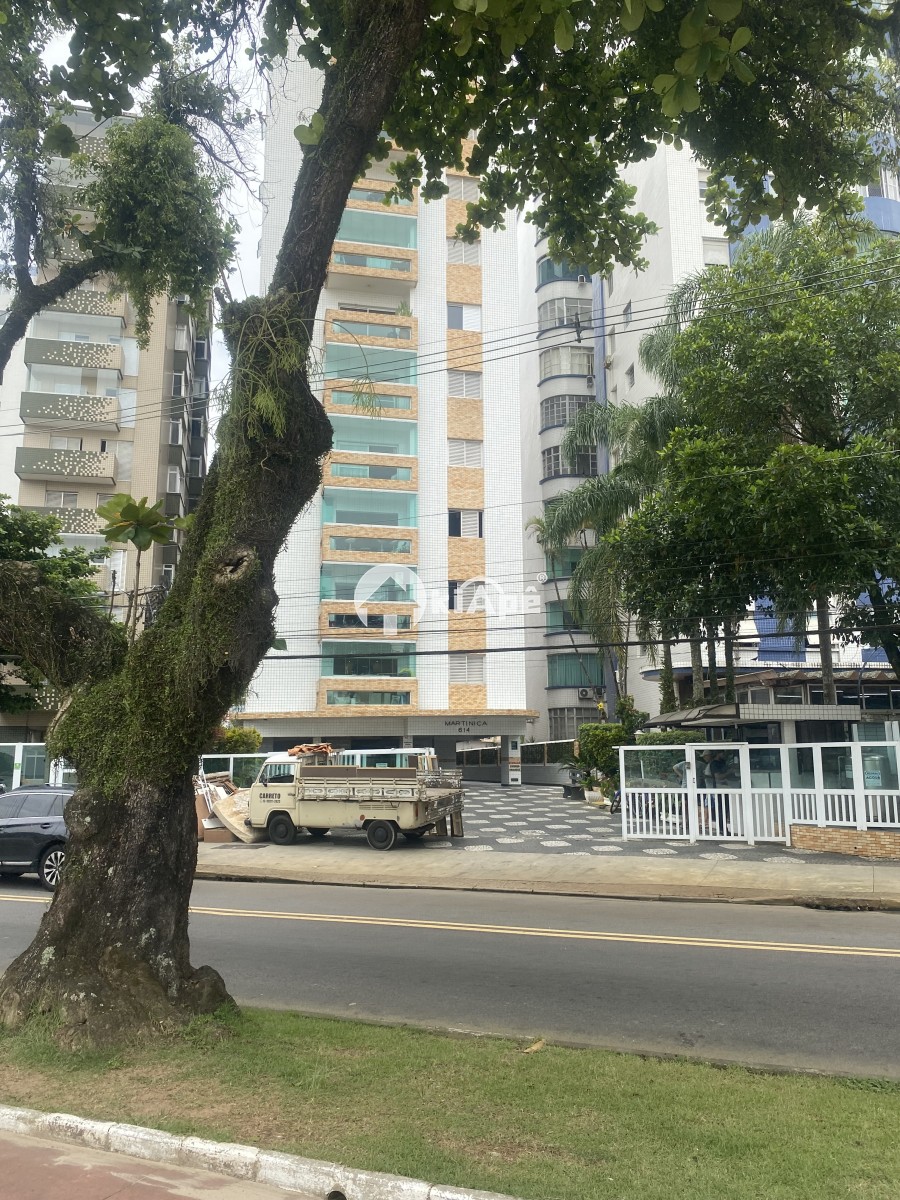 Apartamento com 1 Quarto, Garagem, de Frente Para o Mar - São Vicente-SP