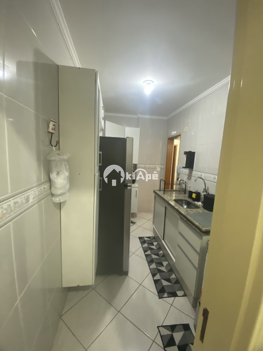 Apartamento Mobiliado à Venda no Centro de São Vicente-SP | 1 Quarto | Garagem | Próximo ao Brisamar a uma Quadra do Mar