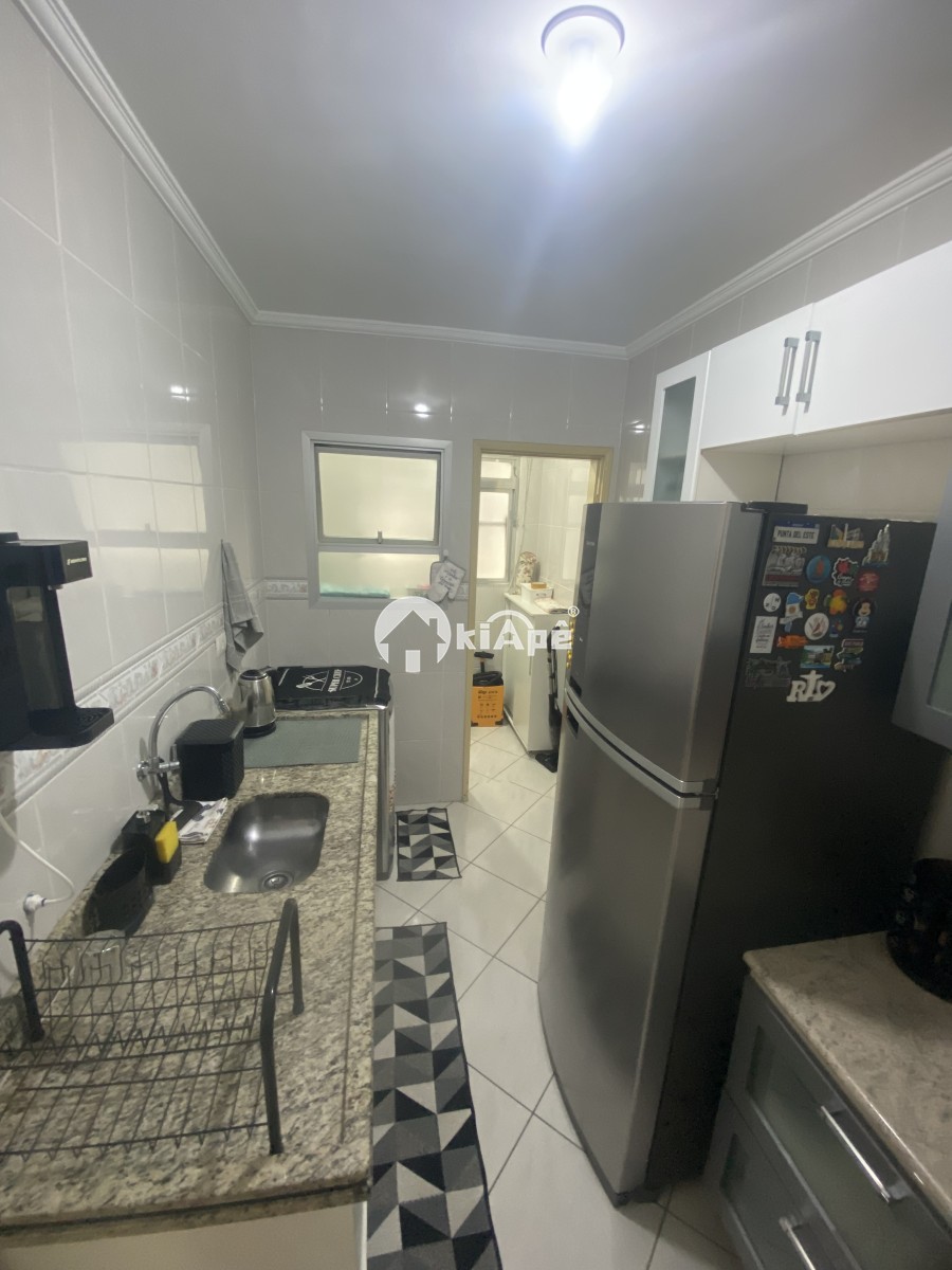 Apartamento Mobiliado à Venda no Centro de São Vicente-SP | 1 Quarto | Garagem | Próximo ao Brisamar a uma Quadra do Mar