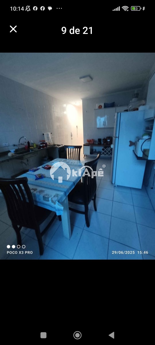 Casa 2 suites com garagem 3 andares