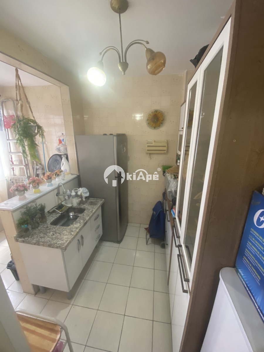 Apartamento à Venda Tipo Sala Living no Gonzaguinha, 1 Quadra da Praia | Em Frente ao Shopping Brisamar | São Vicente-SP