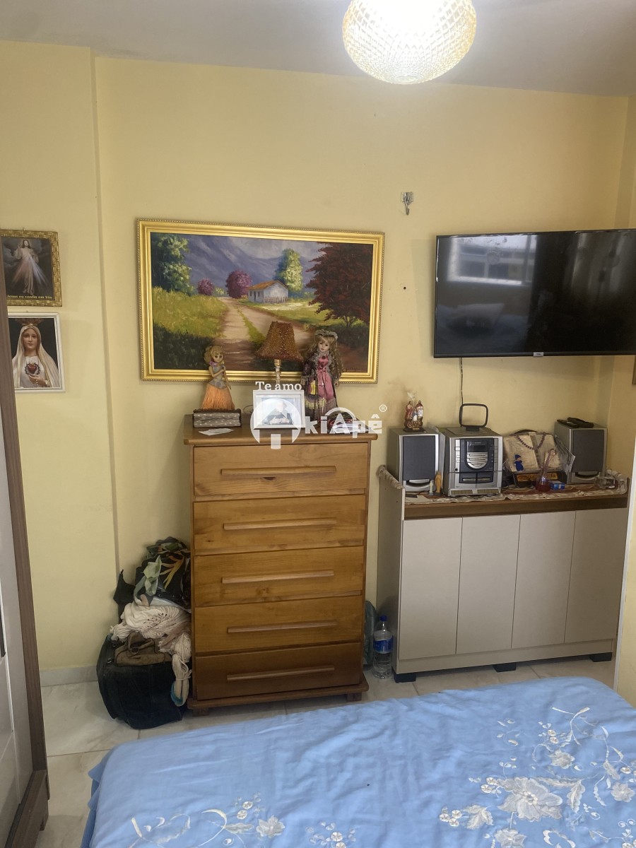 Apartamento à Venda Tipo Sala Living no Gonzaguinha, 1 Quadra da Praia | Em Frente ao Shopping Brisamar | São Vicente-SP